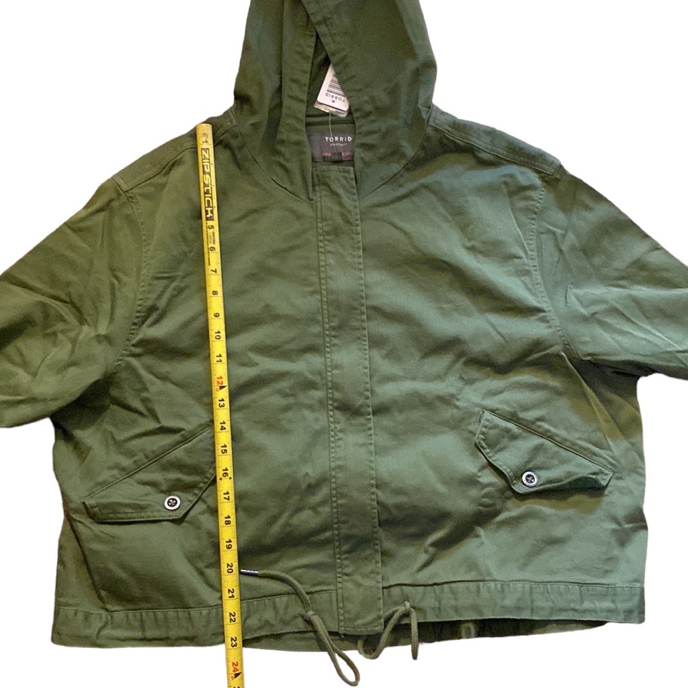 NEW Torrid hooded cropped utility jacket - Picture 9 of 12